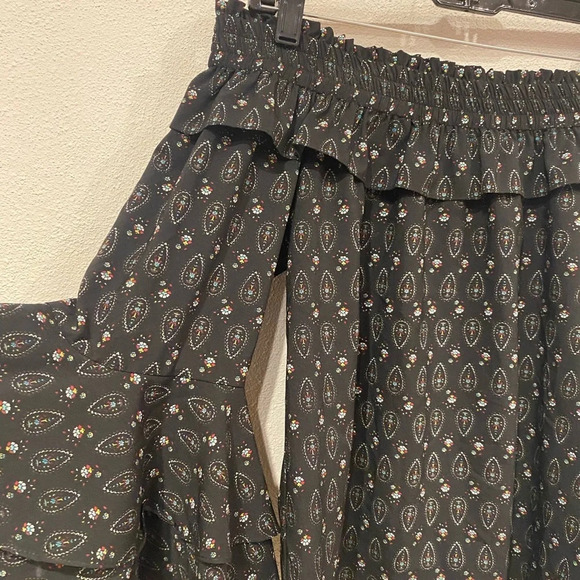 MISA Saskiya Off the Shoulder Top in Black Size Small EUC - Picture 3 of 5